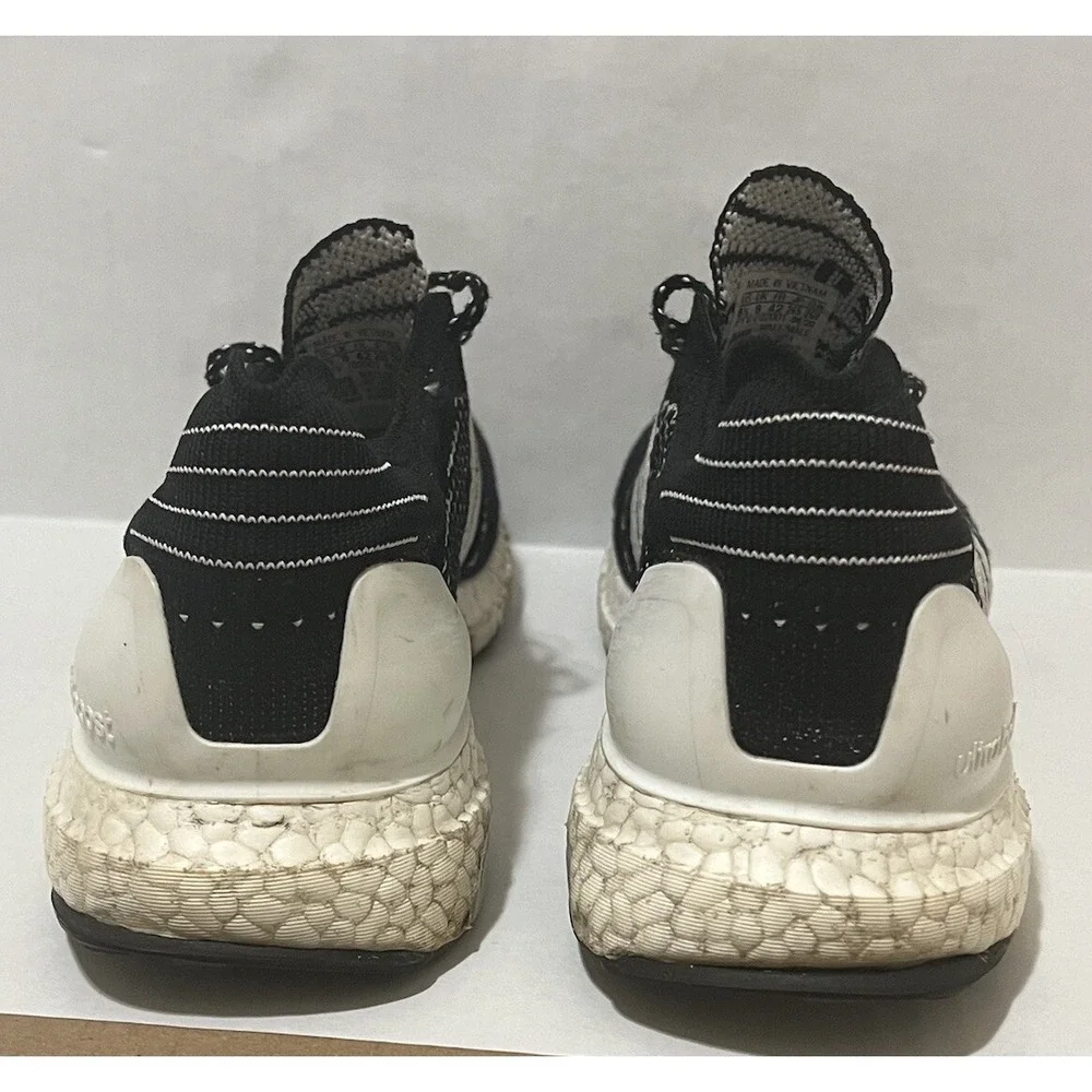 Adidas Ultra Boost DNA 2020 Primeknit Men's Size 8.5‎ Running Shoes Black White